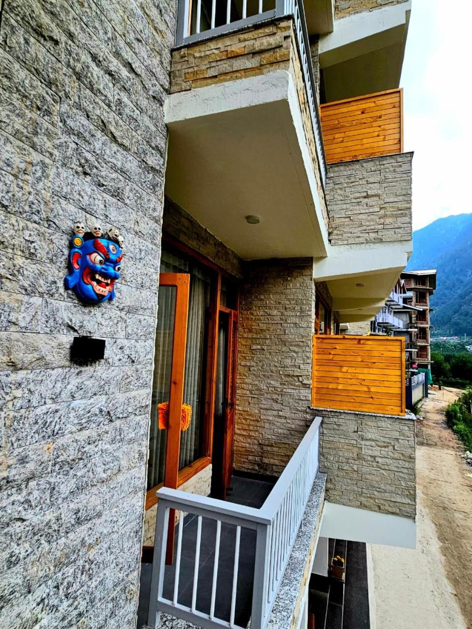 Meraki Khang Manali Exterior photo